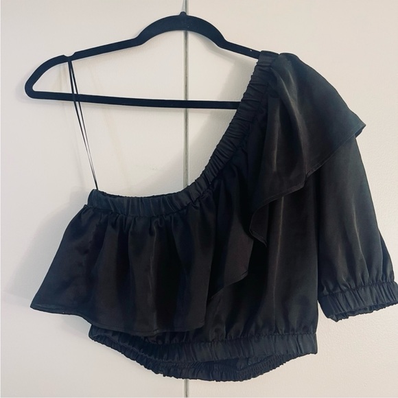 Topshop Black Ruffled Off-Shoulder Blouse - Picture 3 of 7